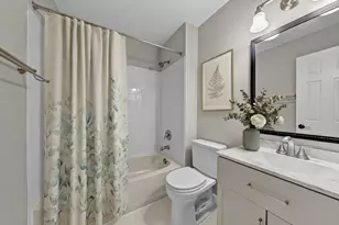 6008 Kelsey Ct, Falls Church, VA 22044 - Photo 9