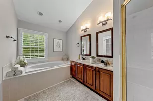 6008 Kelsey Ct, Falls Church, VA 22044 - Photo 11