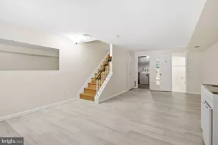 8434 Springfield Oaks Dr, Springfield, VA 22153 - Photo 29