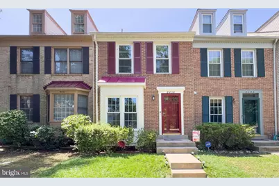 8434 Springfield Oaks Drive, Springfield, VA 22153 - Photo 9
