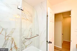7215 Willow Oak Pl, Springfield, VA 22153 - Photo 21