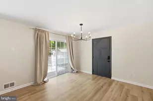 7215 Willow Oak Pl, Springfield, VA 22153 - Photo 13