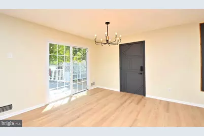 7215 Willow Oak Place, Springfield, VA 22153 - Photo 9
