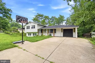 7215 Willow Oak Pl, Springfield, VA 22153 - Photo 3