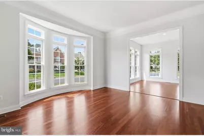 5285 Meadow Estates Drive, Fairfax, VA 22030 - Photo 7