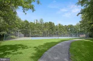 8234 Crestmont Cir, Springfield, VA 22153 - Photo 27