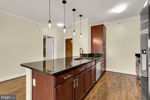 6301 Edsall Rd, Alexandria, VA 22312 - Photo 7