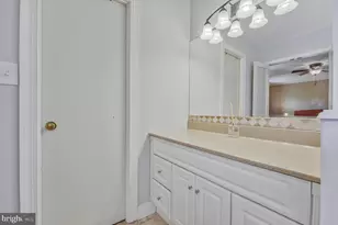 7902 Larrick Ct, Springfield, VA 22153 - Photo 31