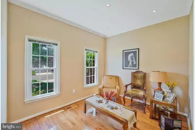 7902 Larrick Court, Springfield, VA 22153 - Photo 7