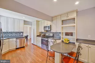 7902 Larrick Ct, Springfield, VA 22153 - Photo 11