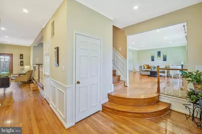 7902 Larrick Court, Springfield, VA 22153 - Photo 3