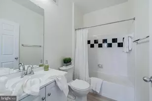 11375 Aristotle Dr, Fairfax, VA 22030 - Photo 25