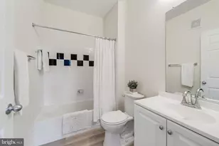 11375 Aristotle Dr, Fairfax, VA 22030 - Photo 19