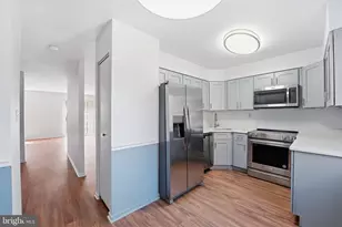 1747 Cy Ct, Vienna, VA 22182 - Photo 7