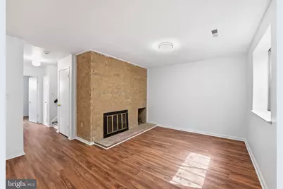1747 Cy Court, Vienna, VA 22182 - Photo 9