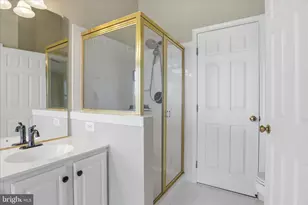 12872 Fair Valley Ct, Fairfax, VA 22033 - Photo 13
