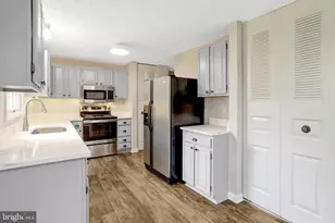 3381 Monarch Ln, Annandale, VA 22003 - Photo 15