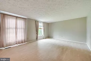 3381 Monarch Ln, Annandale, VA 22003 - Photo 7