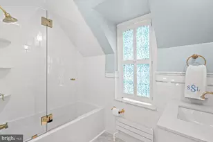 6029 Grove Dr, Alexandria, VA 22307 - Photo 43