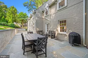 6029 Grove Dr, Alexandria, VA 22307 - Photo 57
