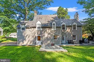 6029 Grove Dr, Alexandria, VA 22307 - Photo 3