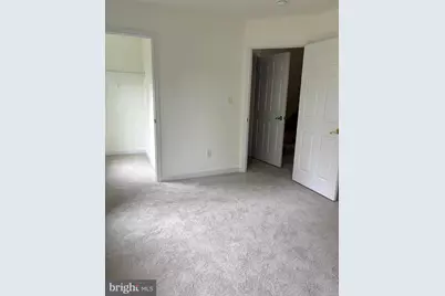 8894 Ashgrove House Lane, Vienna, VA 22182 - Photo 19