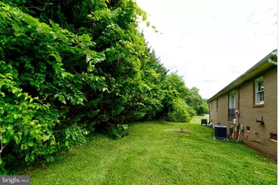 900 Walker Road, Great Falls, VA 22066 - Photo 49
