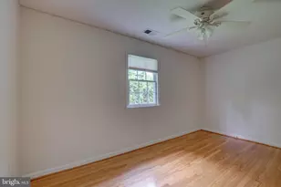 900 Walker Rd, Great Falls, VA 22066 - Photo 19