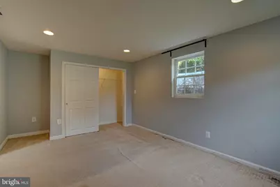 900 Walker Road, Great Falls, VA 22066 - Photo 35