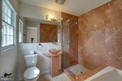 900 Walker Road, Great Falls, VA 22066 - Photo 23