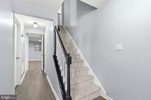 6104 Stonepath Cir, Centreville, VA 20120 - Photo 19