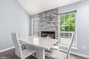 6104 Stonepath Cir, Centreville, VA 20120 - Photo 29