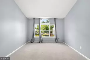 6104 Stonepath Cir, Centreville, VA 20120 - Photo 17