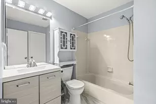 6104 Stonepath Cir, Centreville, VA 20120 - Photo 21