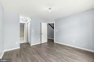 6104 Stonepath Cir, Centreville, VA 20120 - Photo 23