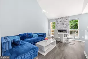 6104 Stonepath Cir, Centreville, VA 20120 - Photo 5