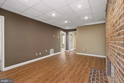 8212 Old Courthouse Road #2, Vienna, VA 22182 - Photo 7