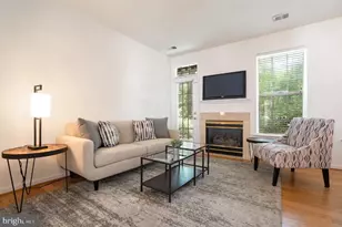 1300 Windleaf Dr, Reston, VA 20194 - Photo 9