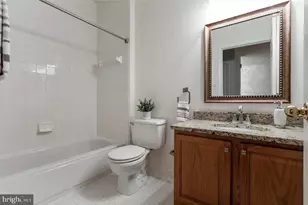 1300 Windleaf Dr, Reston, VA 20194 - Photo 29