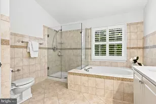 1278 Woodbrook Ct, Reston, VA 20194 - Photo 33