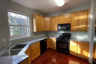 4106 Hazelwood Ct, Fairfax, VA 22030 - Photo 7