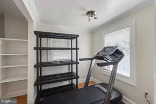 8608 Woodlawn Ct, Alexandria, VA 22309 - Photo 17