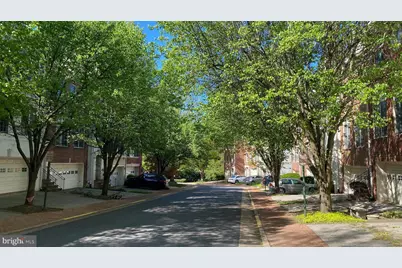 7449 Carriage Hills Drive, McLean, VA 22102 - Photo 21