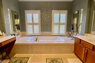 7449 Carriage Hills Dr, McLean, VA 22102 - Photo 11