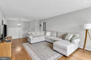 8001 Leyton Pl, Springfield, VA 22152 - Photo 7