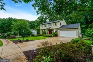 8304 Five Gates Rd, Annandale, VA 22003 - Photo 3