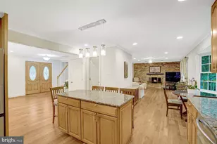 8304 Five Gates Rd, Annandale, VA 22003 - Photo 33