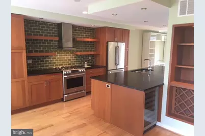 11443 Washington Plaza W, Reston, VA 20190 - Photo 3