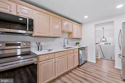 12809 Bexhill Court, Herndon, VA 20171 - Photo 19