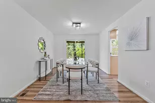 12809 Bexhill Ct, Herndon, VA 20171 - Photo 15